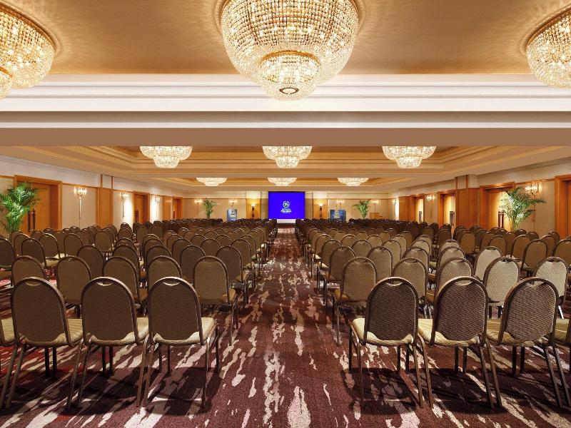 Yokohama Bay Sheraton Hotel And Towers image