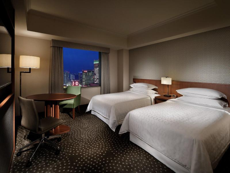 Yokohama Bay Sheraton Hotel And Towers image