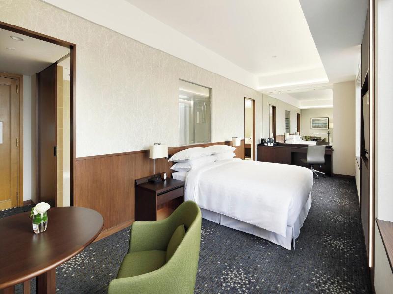 Yokohama Bay Sheraton Hotel And Towers image
