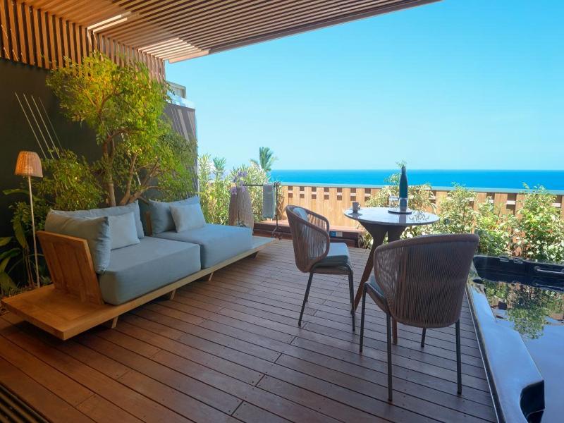 Blue Margouillat Seaview Hotel image