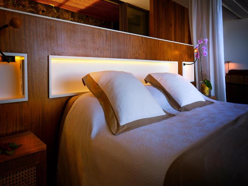 Blue Margouillat Seaview Hotel image