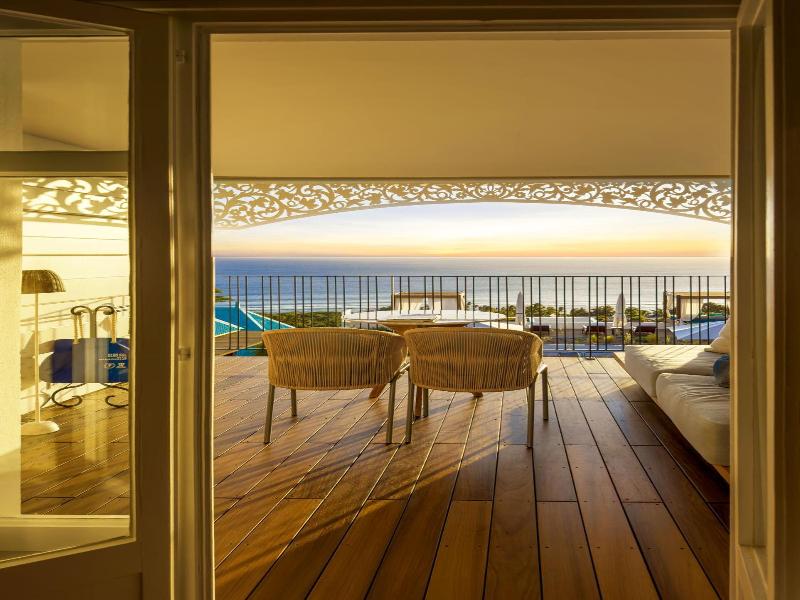 Blue Margouillat Seaview Hotel image