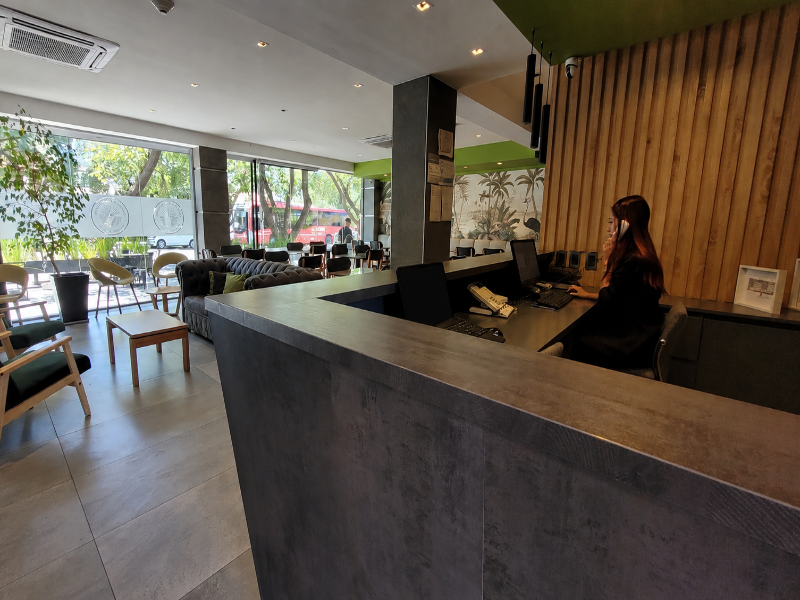 Soltigua Apart Hotel Mendoza image