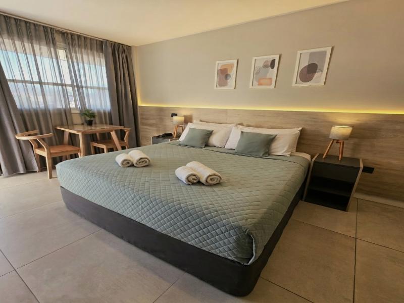 Soltigua Apart Hotel Mendoza image
