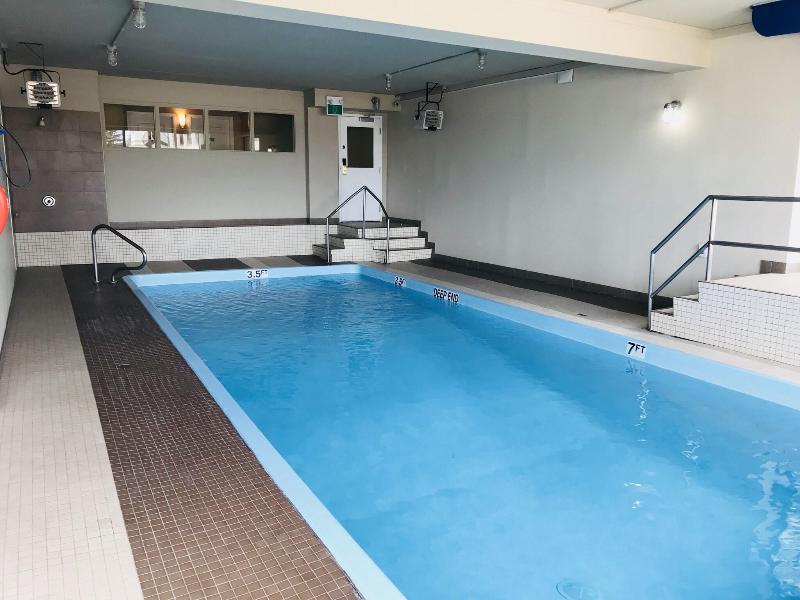 Travelodge by Wyndham Red Deer
