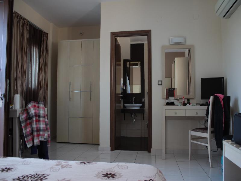 Theros Hotel image