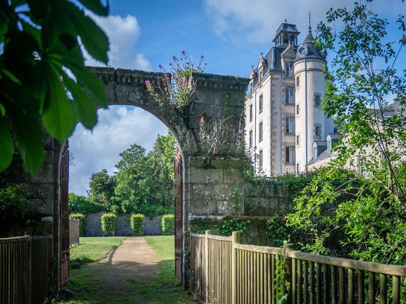Residence Odalys Le Chateau de Keraveon image