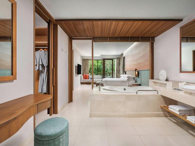 Renaissance Phuket Resort & Spa image