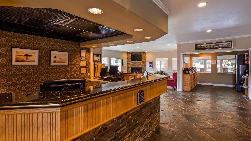 Best Western Inn at Face Rock image