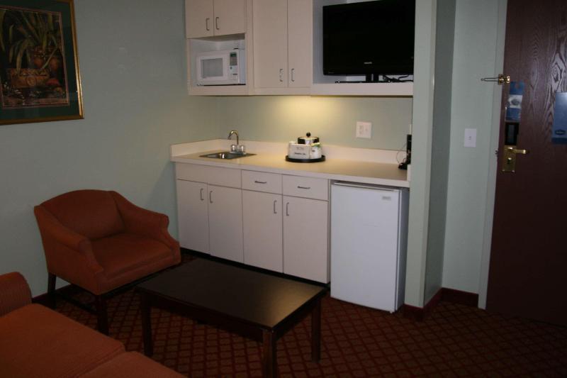 Hampton Inn Hillsville image
