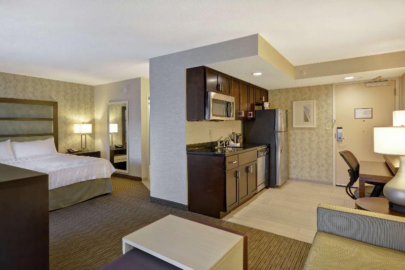 Doubletree Guest Suites Indianapolis- Carmel