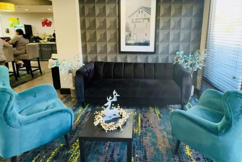  Quality Inn Danville - University Area image
