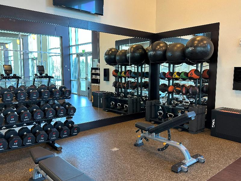 DoubleTree by Hilton Bay City - Riverfront image