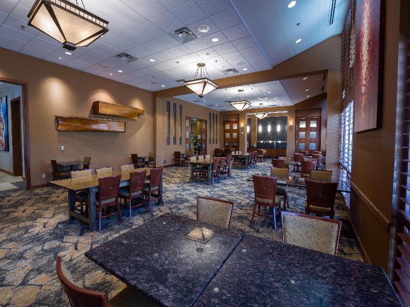 DoubleTree by Hilton Bay City - Riverfront image