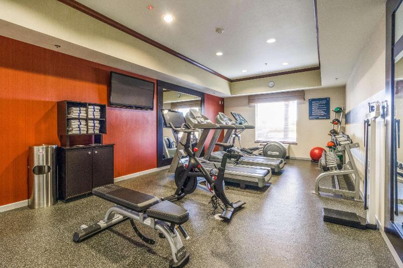 Hampton Inn & Suites Gainesville image