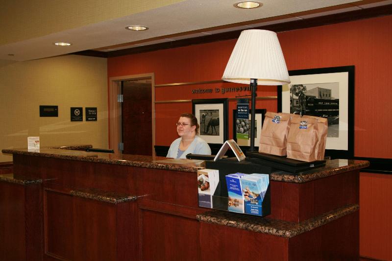Hampton Inn & Suites Gainesville image