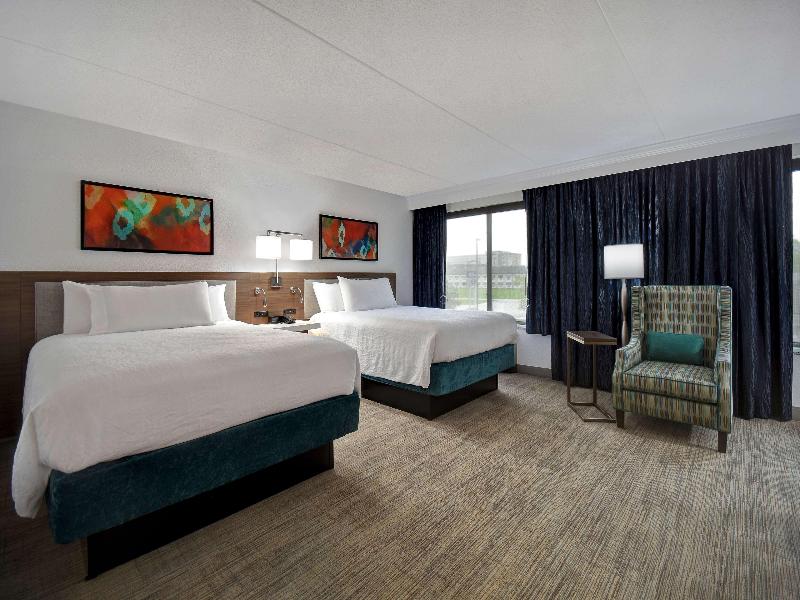 Hilton Garden Inn Detroit Metro Airport image