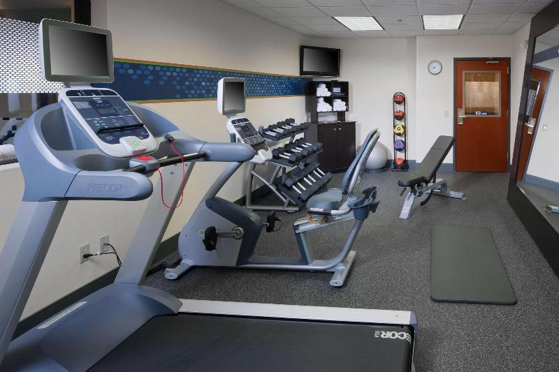 Hampton Inn Midland image