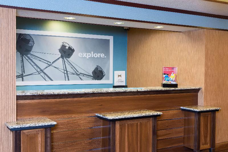 Hampton Inn Midland image