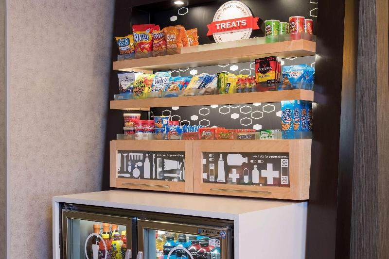 Hampton Inn Midland image