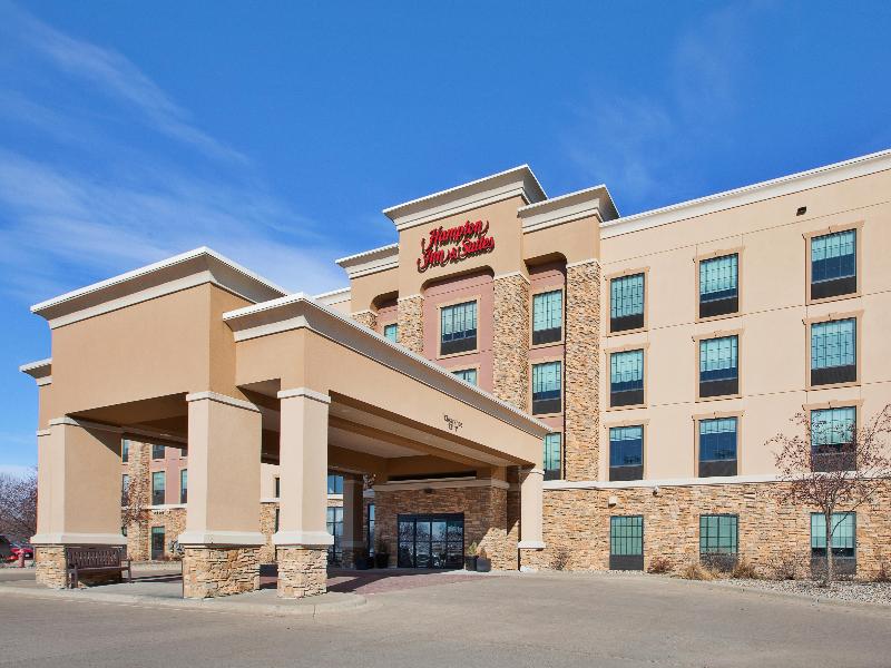 Hampton Inn & Suites St. Cloud, MN — general view