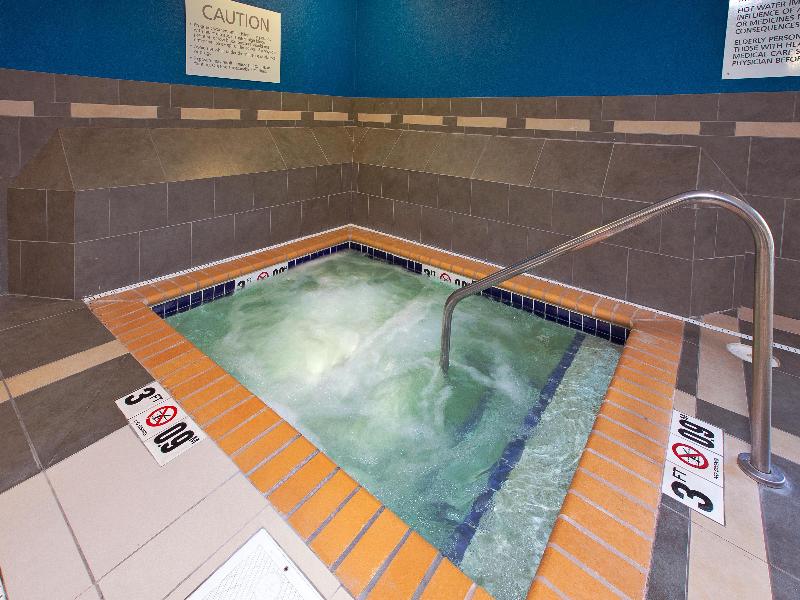 Hampton Inn & Suites St. Cloud, MN image
