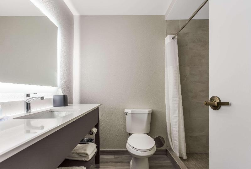 MainStay Suites Bourbonnais - Kankakee image
