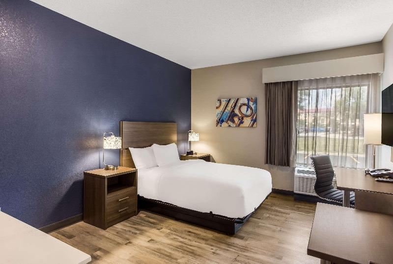 MainStay Suites Bourbonnais - Kankakee image