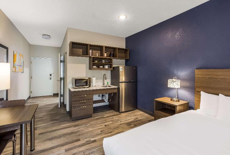 MainStay Suites Bourbonnais - Kankakee image