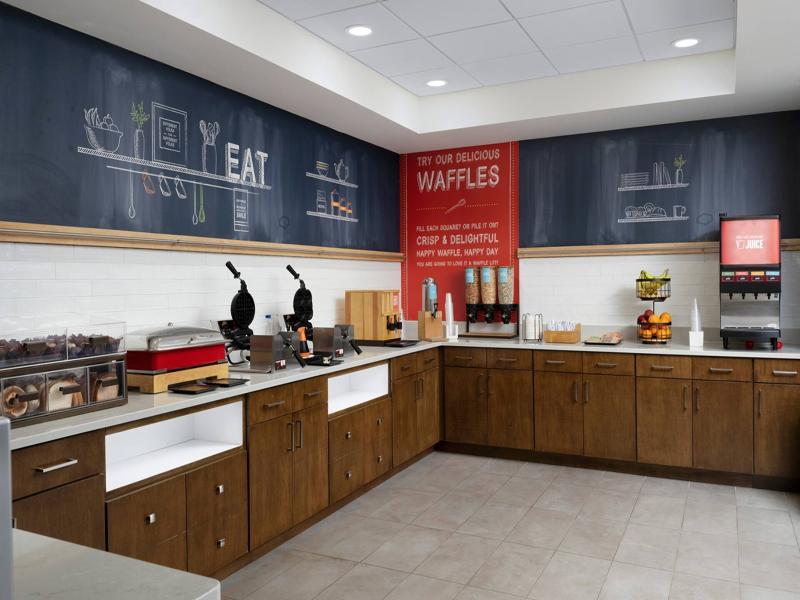 Hampton Inn Troy image