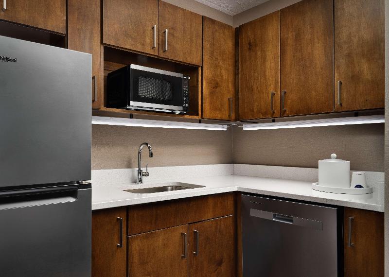 Hampton Inn Troy image