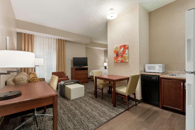 Hotel Homewood Suites by Hilton Dallas-DFW Airport