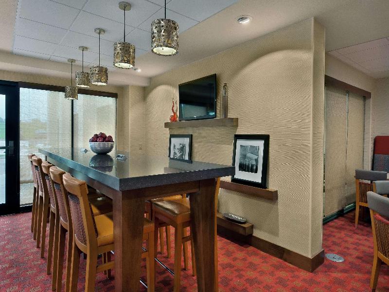 Hampton Inn Milwaukee/Brookfield image