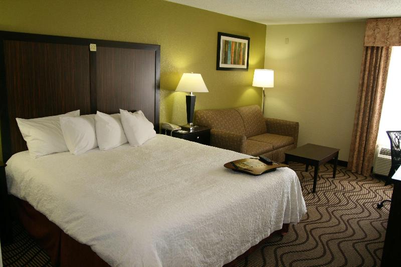 Hampton Inn Kerrville image