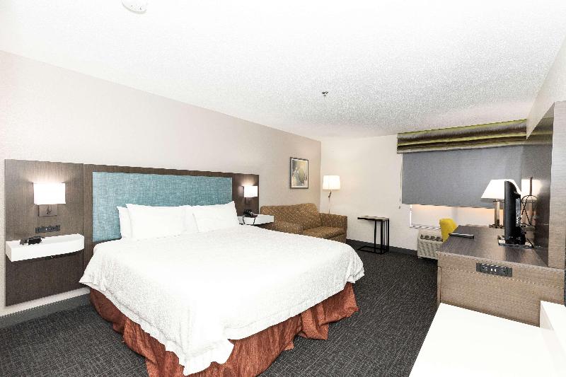 Hampton Inn Kerrville image