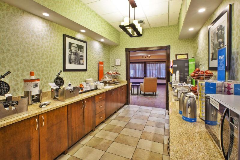 Hampton Inn Gaylord image