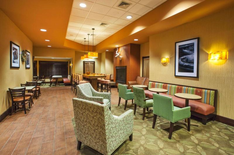 Hampton Inn Gaylord image