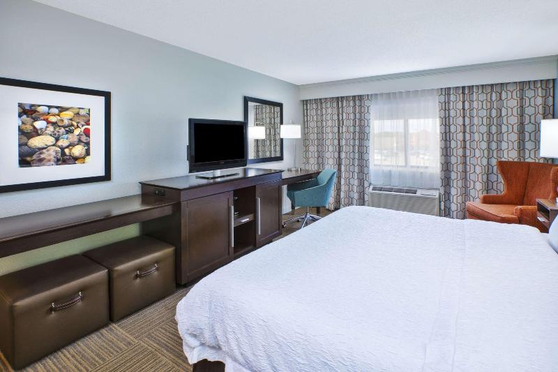 Hampton Inn Gaylord image