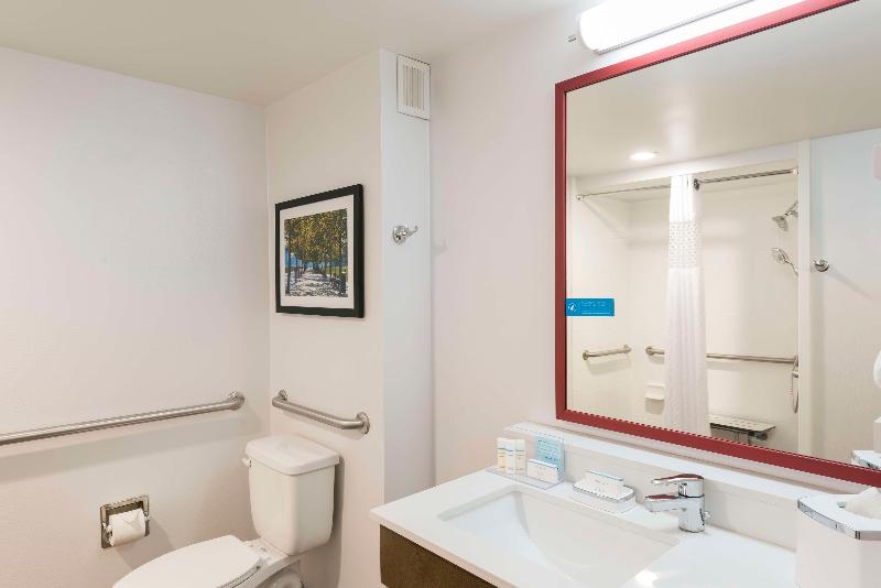 Hampton Inn Cincinnati-Airport South image