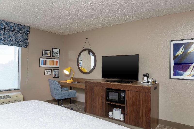 Hampton Inn Warsaw image