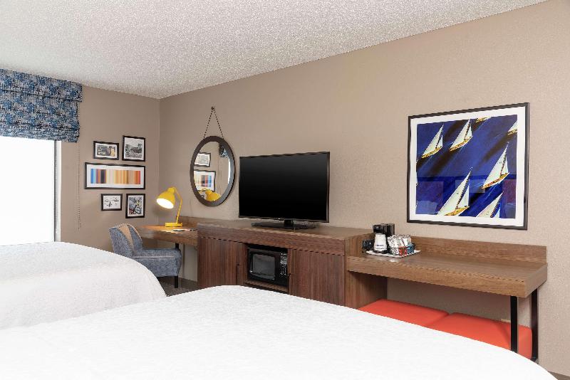 Hampton Inn Warsaw image