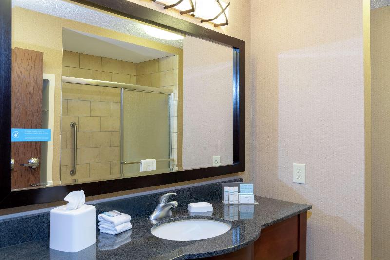 Hampton Inn Warsaw image