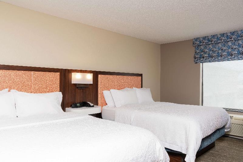 Hampton Inn Warsaw image