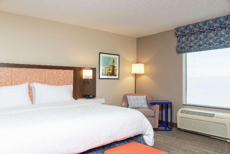 Hampton Inn Warsaw image