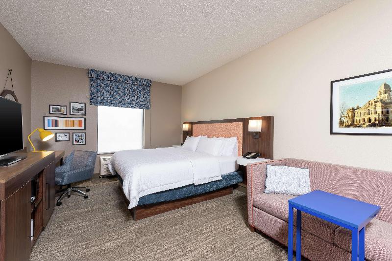 Hampton Inn Warsaw image