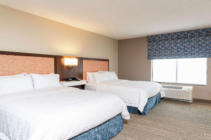Hampton Inn Warsaw image