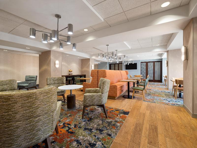 Hampton Inn Warrenton, VA image