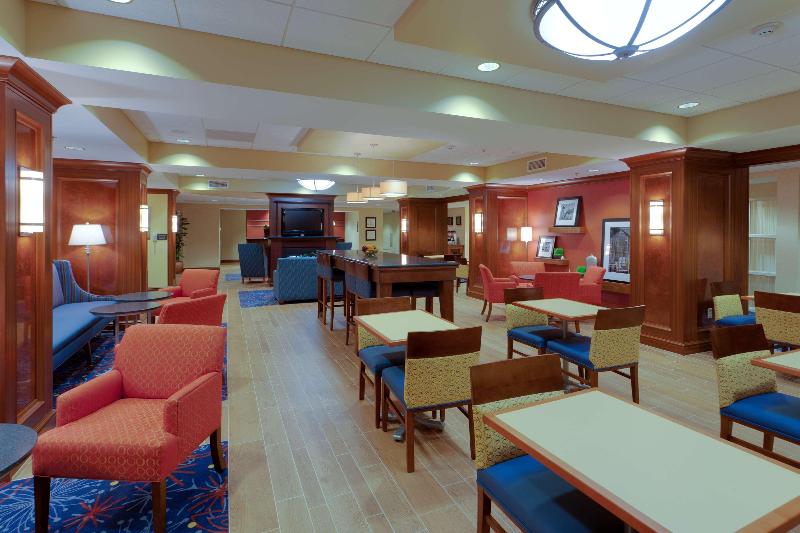Hampton Inn Warrenton, Va image