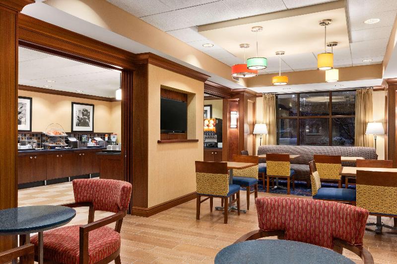 Hampton Inn Warrenton, Va image