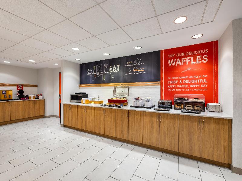 Hampton Inn Warrenton, VA image